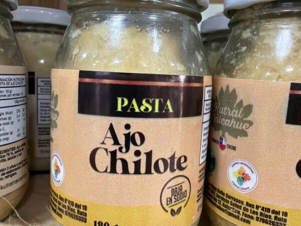 Pasta de ajo chilote